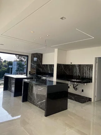 Imagem Sobrado com 3 dormitórios à venda, 238 m² por R$ 1.990.000 - Condomínio Bosque da Mata - Valinhos/SP