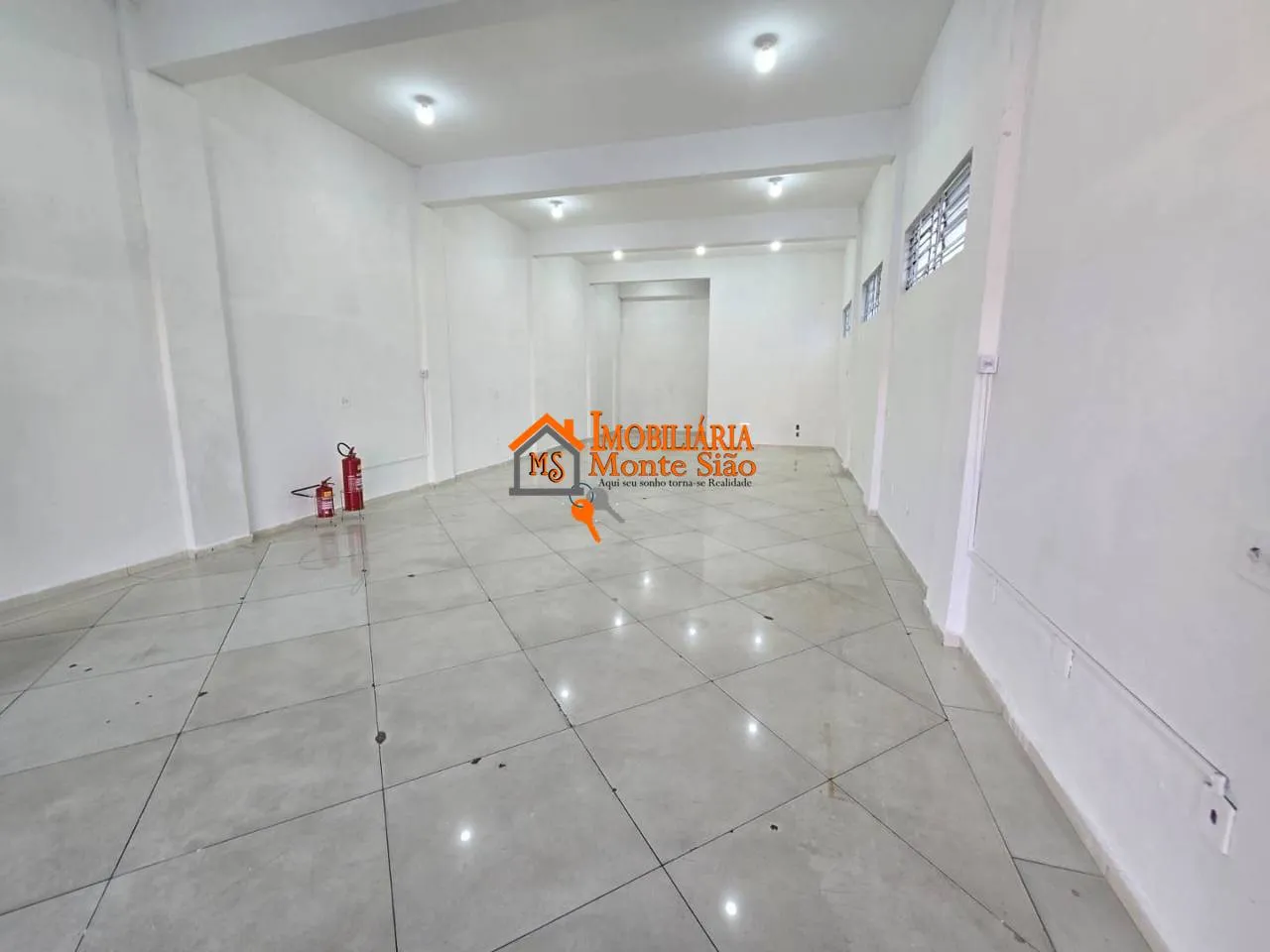 Imagem Salão para alugar, 150 m² por R$ 8.208,47 - Centro - Guarulhos/SP