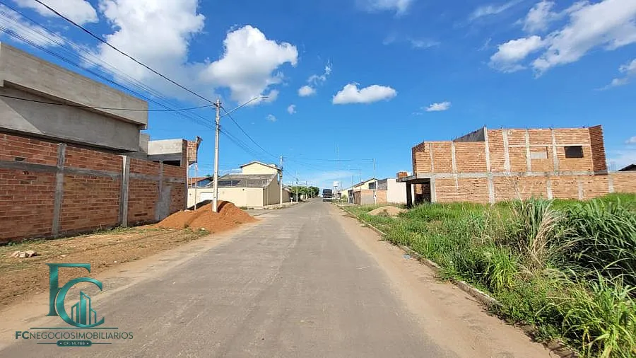 Imagem Terreno de Esquina no Residencial Solar Cardoso - Abadia