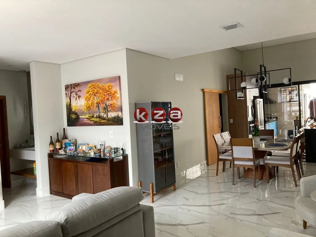 Imagem Casa em condomínio com 4 quartos, 3 suítes e 253m² em Valinhos-SP - Condomínio Madre Maria Villac
