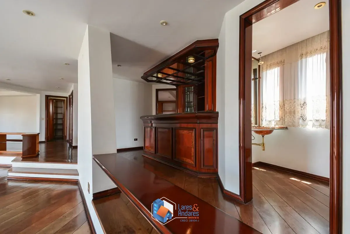 Imagem Apartamento para venda em Pacaembu com 4 quartos, sendo 1 suíte, 274m²