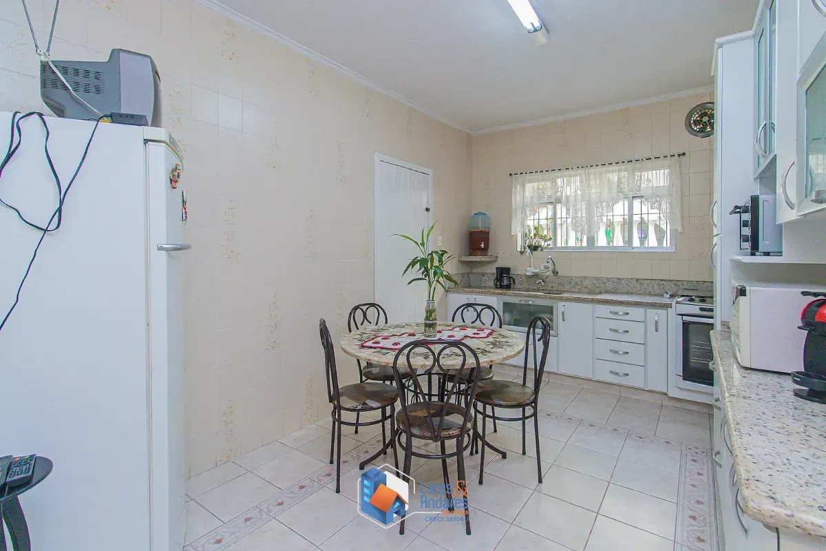 Imagem Casa para venda em Saúde com 3 quartos, 145m²