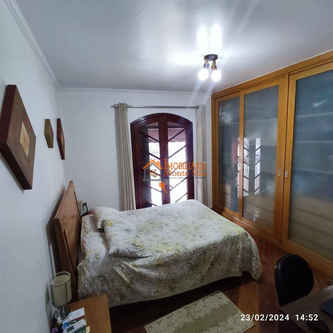 Imagem Sobrado com 3 dormitórios à venda, 198 m² por R$ 897.000,00 - Jardim Vila Galvão - Guarulhos/SP