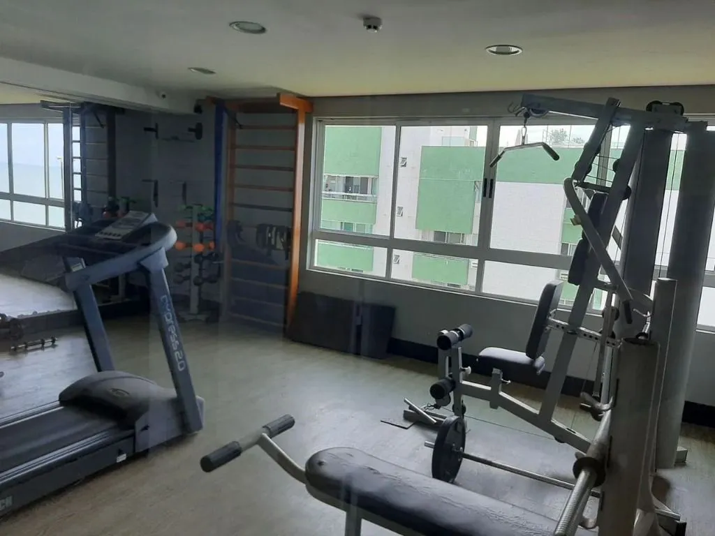 Imagem Flat mobiliado em Manaíra, vista lateral para o mar, lazer na cobertura, garagem e localização privilegiada.