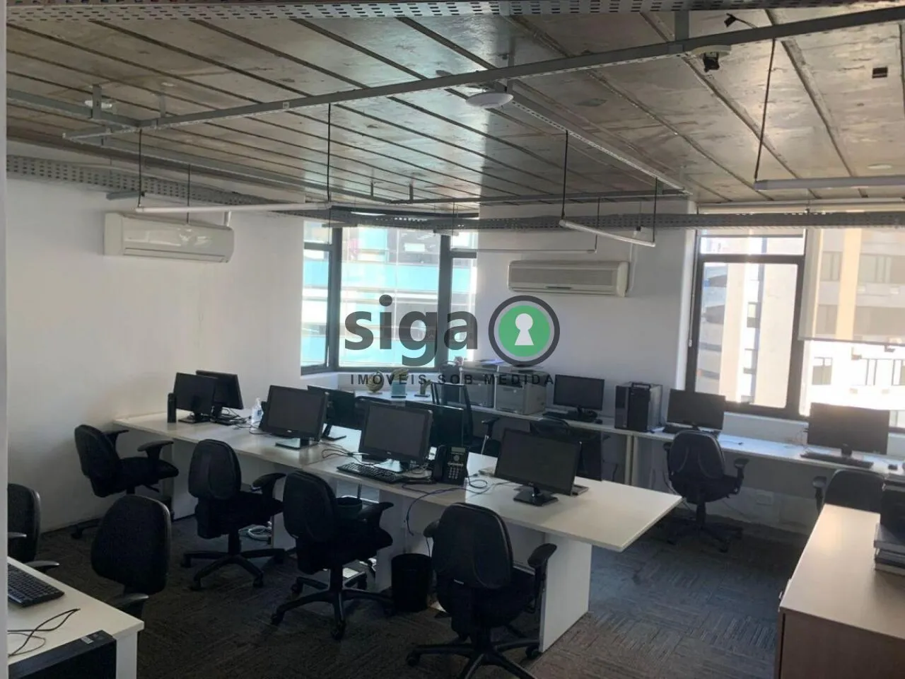 Imagem Conjunto Comercial para Locação - Berrini - 220m² - 4 Vagas