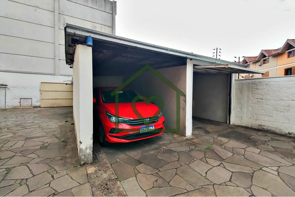 Imagem Este NÃO É um apartamento comum. Em um prédio de construção tradicional e sólida na Av. Otto N...