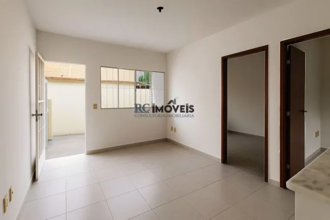 Imagem Casa a Venda no bairro Jóquei Clube - São Gonçalo, RJ