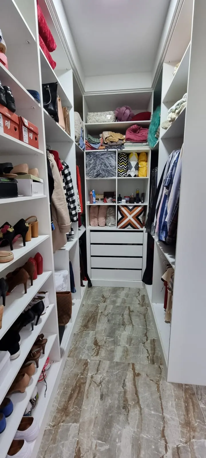 Imagem LINDA CASA NO CONDOMÍNIO PORTAL VILLE FLAMBOYANT 217M²!!!