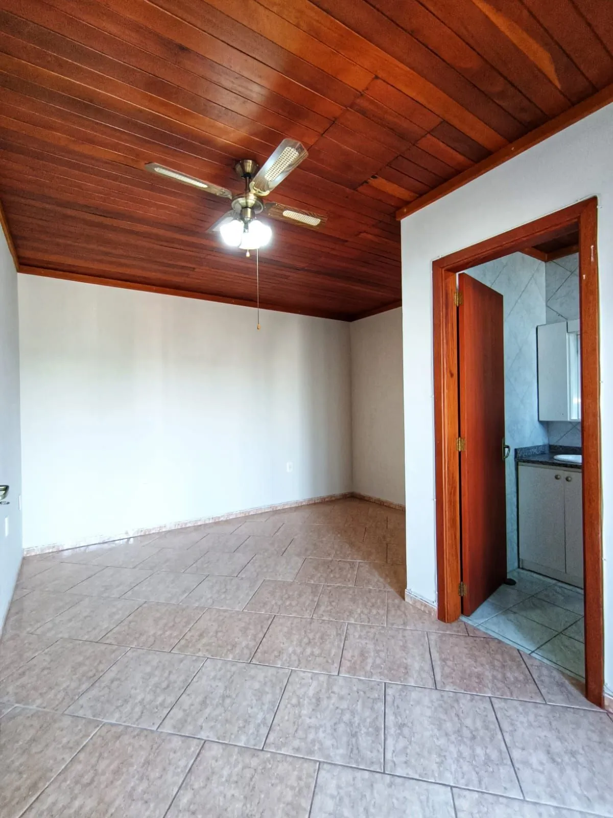 Imagem Casa à venda no Jardim Sabará - Rua Cristo Rei, 20 - Porto Alegre