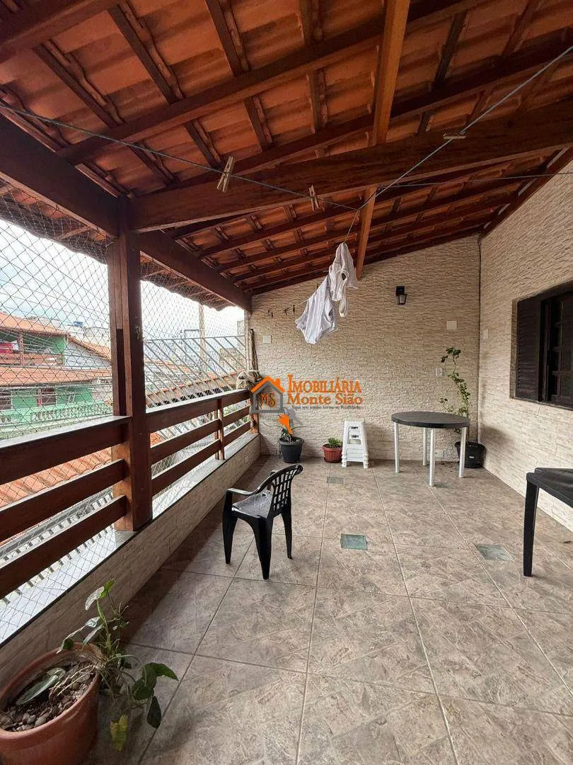 Imagem Sobrado com 3 dormitórios à venda, 253 m² por R$ 650.000,00 - Vila Rio de Janeiro - Guarulhos/SP