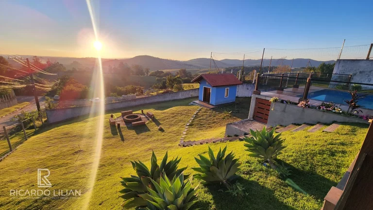 Imagem Atibaia - Chacara de condominio com 5 suites, piscina, area gourmet e terreno com 1741m²