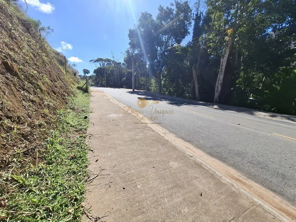 Imagem Terreno em Condomínio para Venda em Teresópolis / RJ no bairro Ermitage