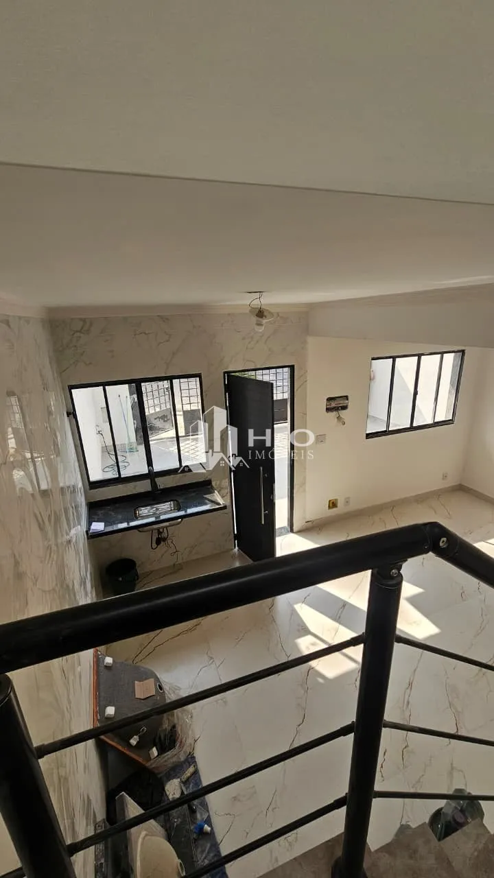 Imagem Sobrado à Venda com 2 Dormitórios, 2 Vagas e Quintal - 90m² - R$ 479.000 - Vila Campanela