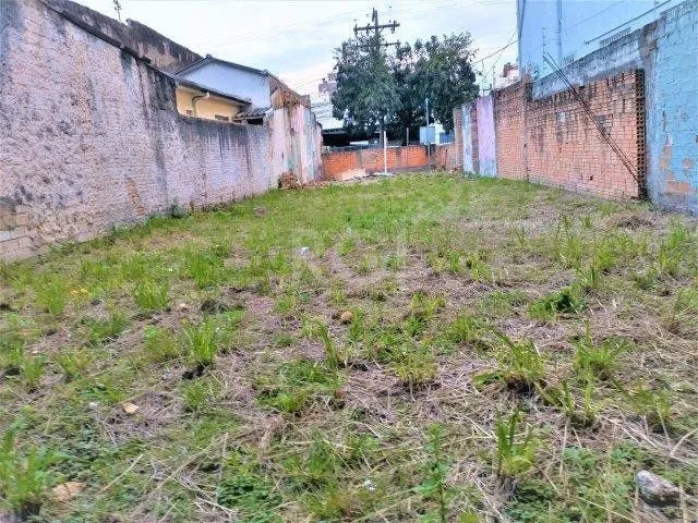 Imagem Terreno para Venda - 201.82m², 0 dormitórios, Menino Deus