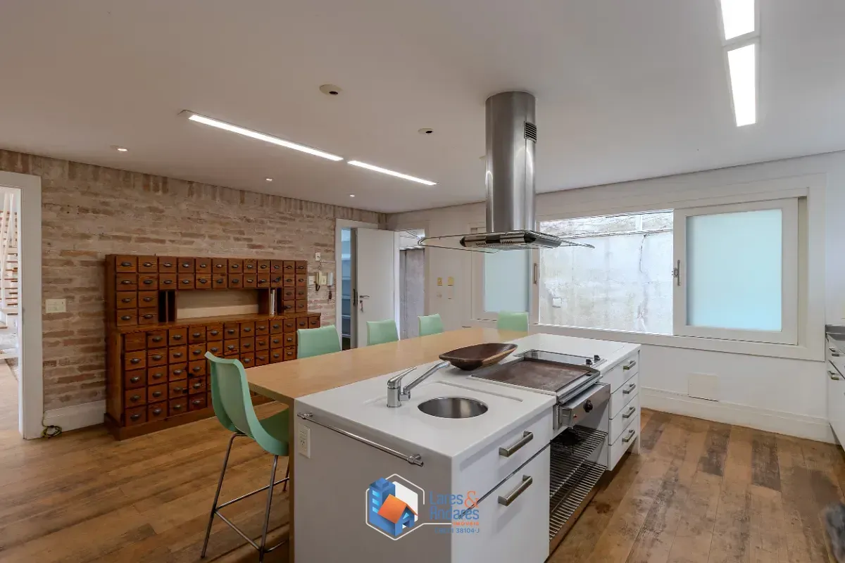 Imagem Casa para venda em Chácara Santo Antônio (Zona Sul) com 4 quartos, sendo 4 suítes, 552m²