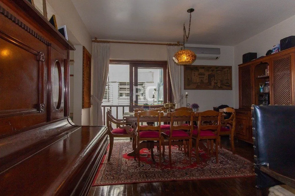 Imagem Cobertura para Venda - 240m², 3 dormitórios, sendo 1 suites, Rio Branco