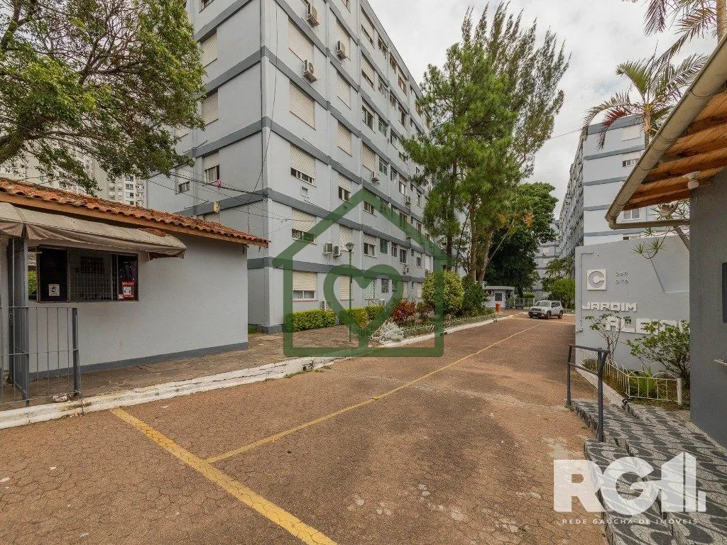 Imagem Apartamento 2 dormitórios no bairro Partenon Excelente apartamento de dois dormitórios, living, co...