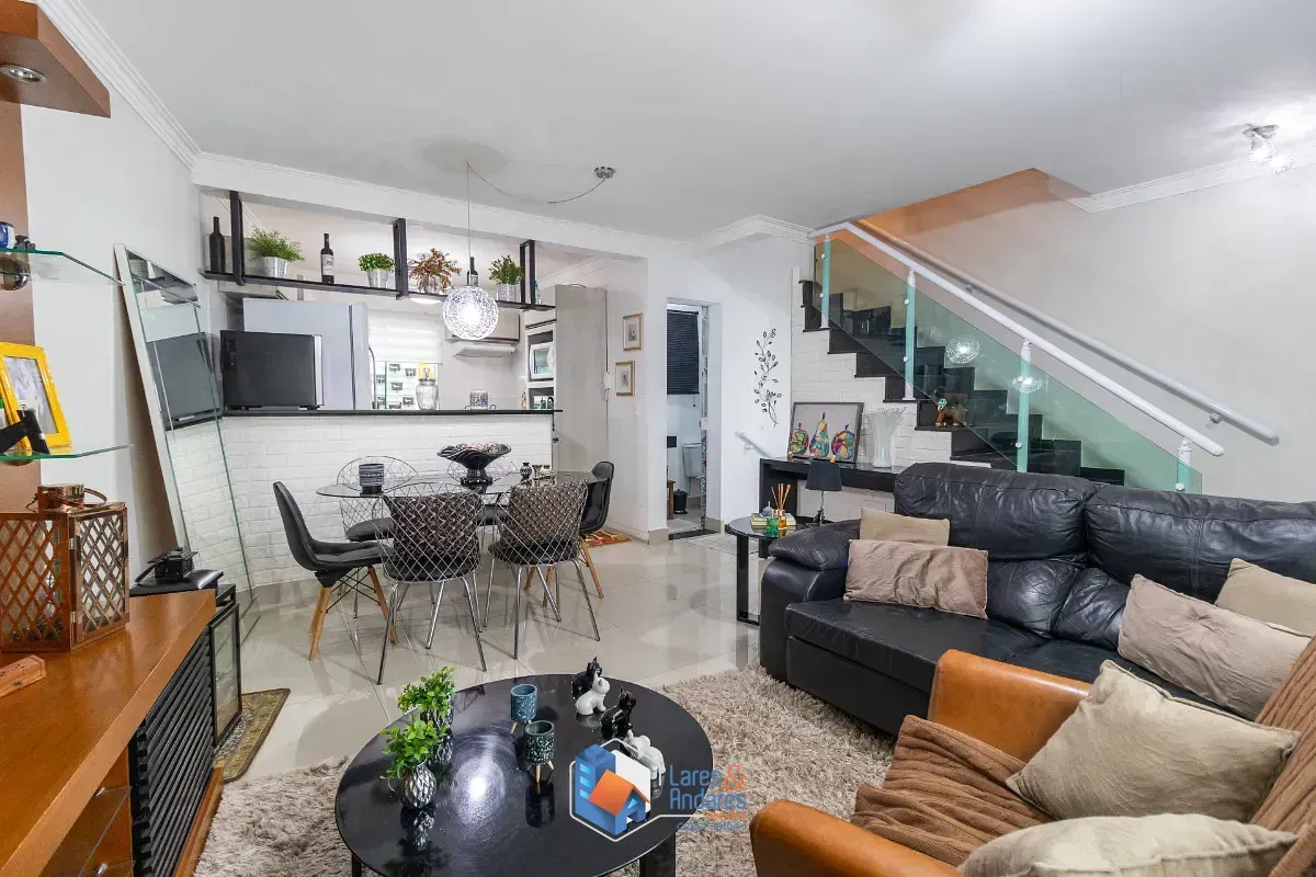 Imagem Casa no condomínio Residencial das Orquideas para venda com 3 quartos, sendo 1 suíte, 142m²