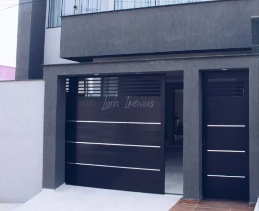 Imagem Linda casa duplex de luxo próxima ao West Shopping!