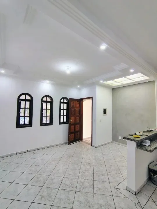 Imagem Oportunidade Única! Casa Residencial com 2 Quartos, Churrasqueira e Salão de Festas em Sorocaba, SP