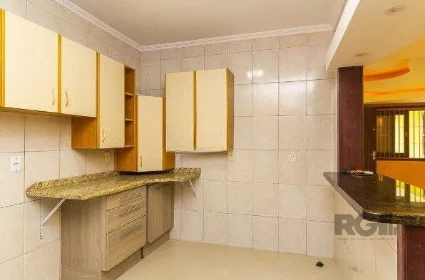 Imagem Casa para Venda - 167m², 3 dormitórios, sendo 1 suites, 7 vagas - Hípica