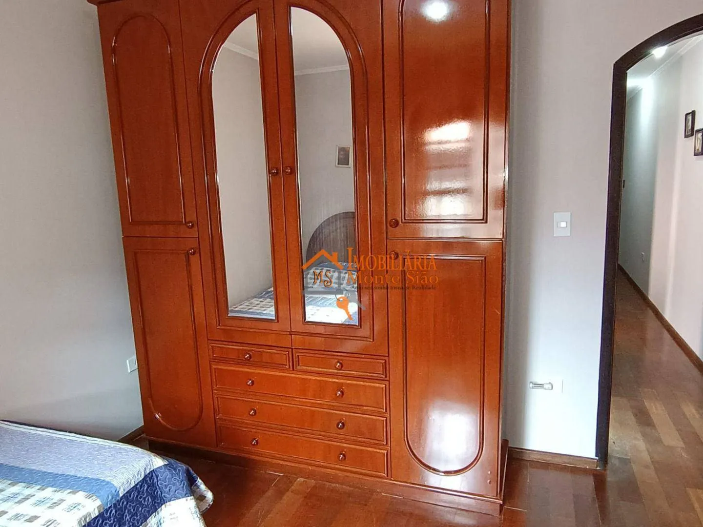 Imagem Sobrado com 3 dormitórios à venda por R$ 689.000,00 - Jardim Santa Cecília - Guarulhos/SP