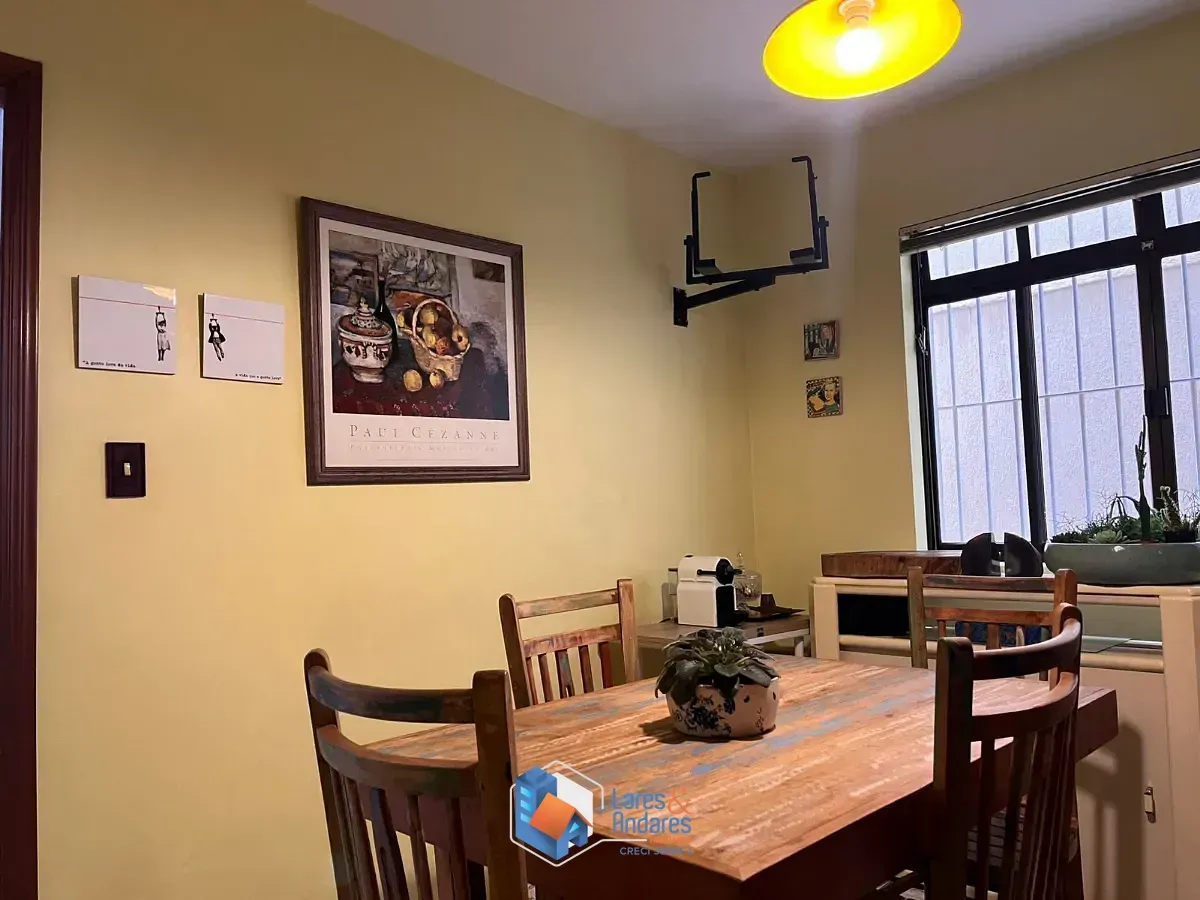 Imagem Sobrado para venda em Vila Clementino com 3 quartos, sendo 1 suíte, 178m²