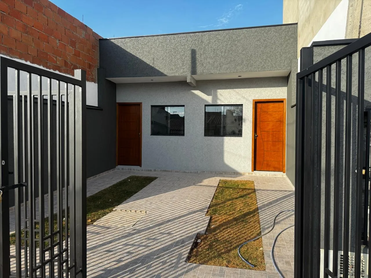 Foto do imóvel Casa nova, construída em 2025, 51,90 m² de área construída, 2 dormitórios, 1 banheiro, sala, cozinha, área de serviço e garagem para 1 carro e 1 noto. em JARDIM ALPES DE SOROCABA, SOROCABA - SP