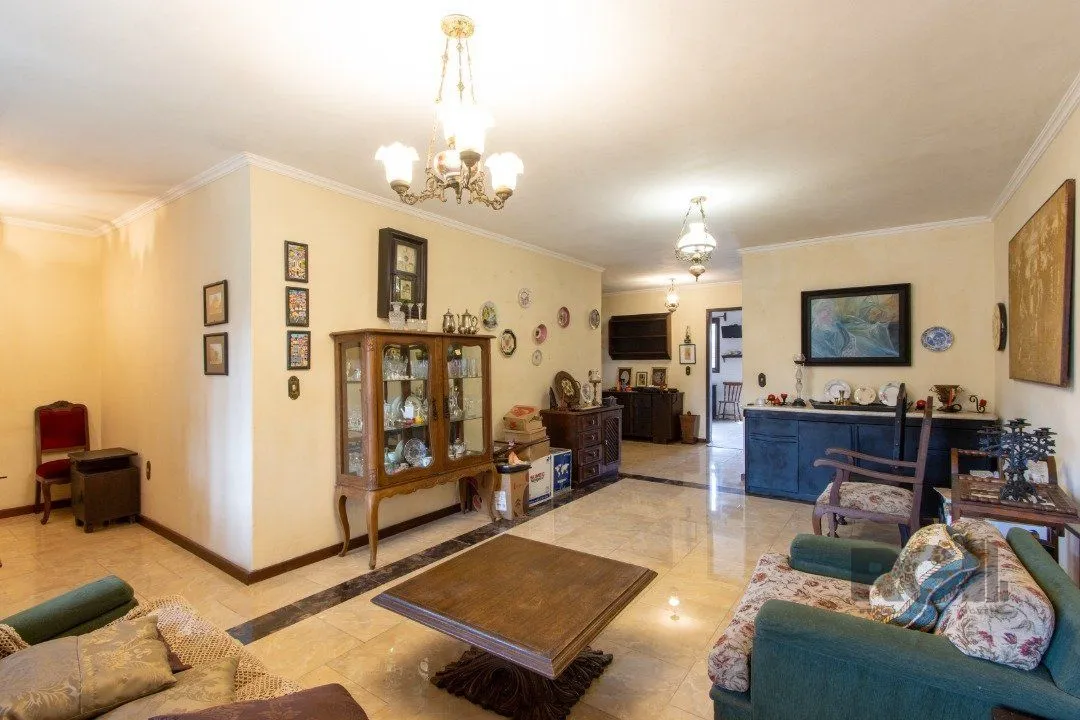 Imagem Casa para Venda - 200m², 3 dormitórios, sendo 1 suites, 3 vagas - Jardim Verde