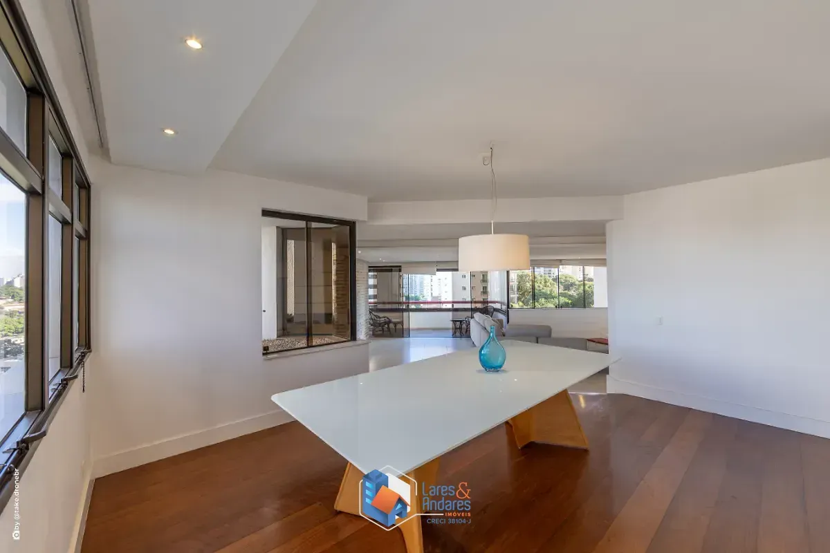 Imagem Apartamento para venda em Campo Belo com 4 quartos, sendo 3 suítes, 303m²
