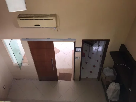 Imagem CASAL IMÓVEIS VENDE CASA 4/4 - 2 SUÍTES - 2 VGS