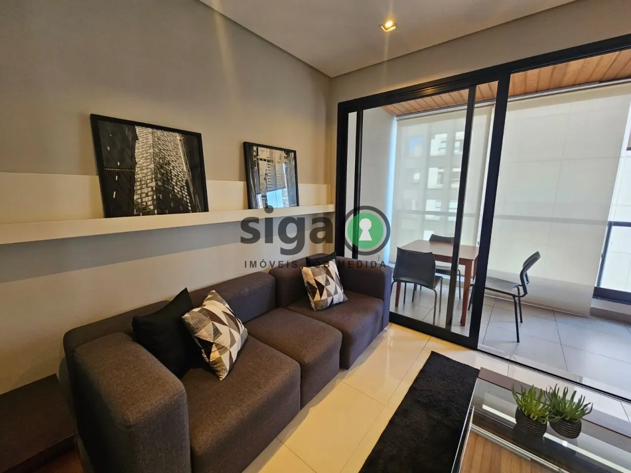 Imagem Apartamento mobiliado para alugar no Condomínio Limited Funchal