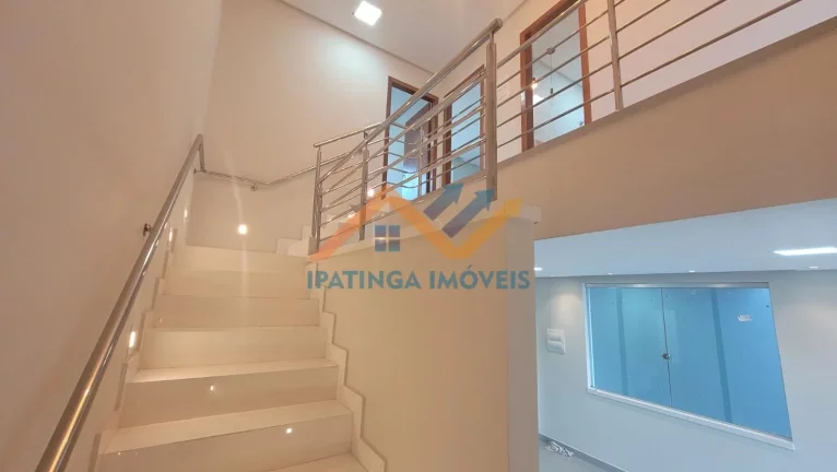 Imagem Casa Duplex no bairro Caravelas