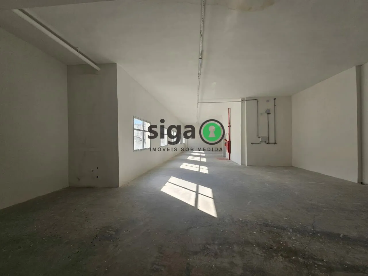 Imagem Predio comercial para locação 1334m² Vl Fomosa com Estacionamento