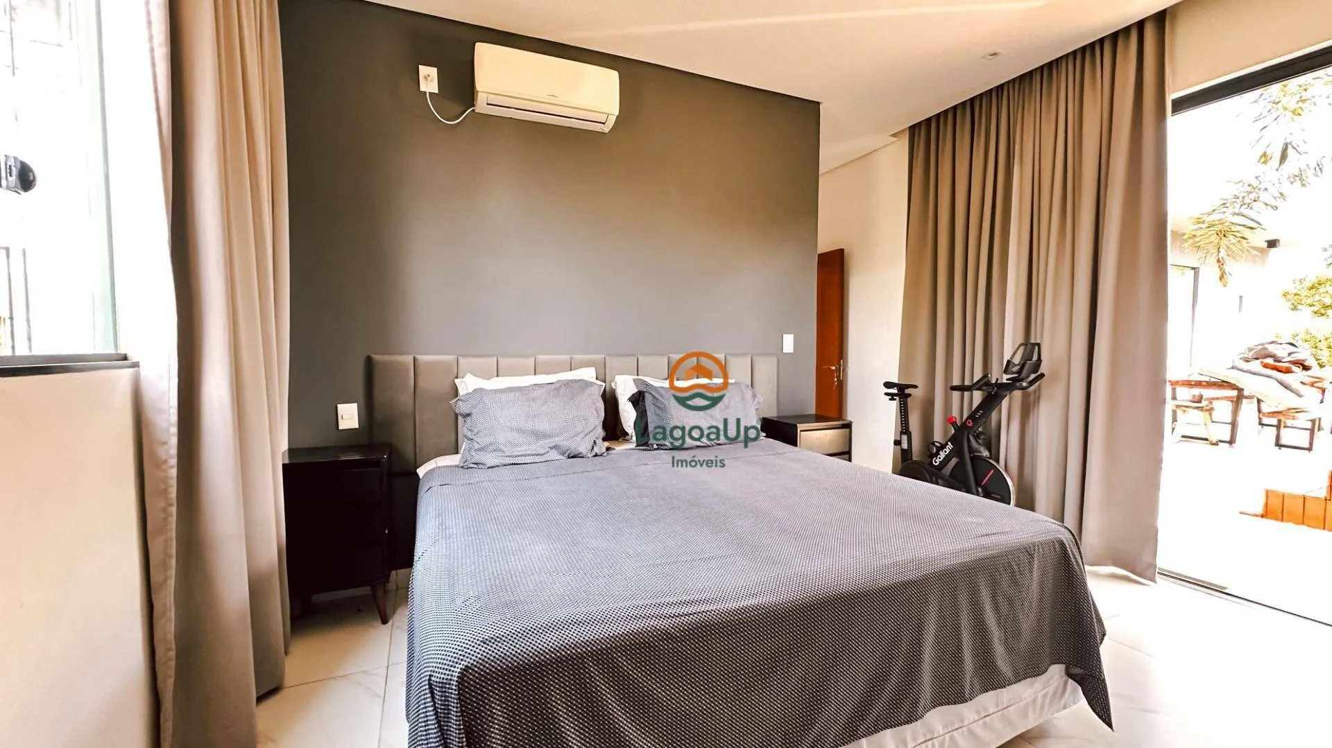 Imagem Casa com 2 dormitórios à venda, 145 m² por R$ 750.000,00 - Condomínio Vale Do Luar - Jaboticatubas/MG