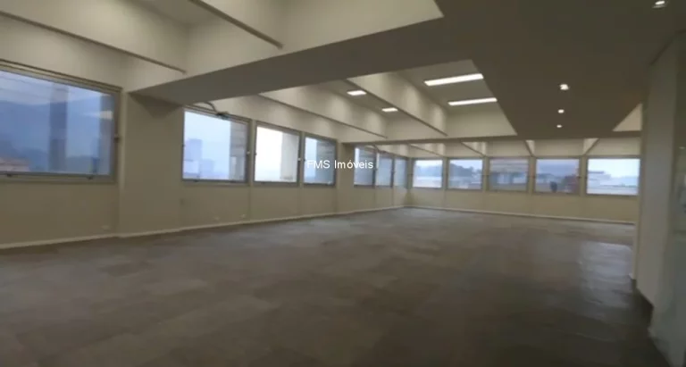 Imagem Conjunto comercial com 415m² e 7 vagas na Vila Olímpia.