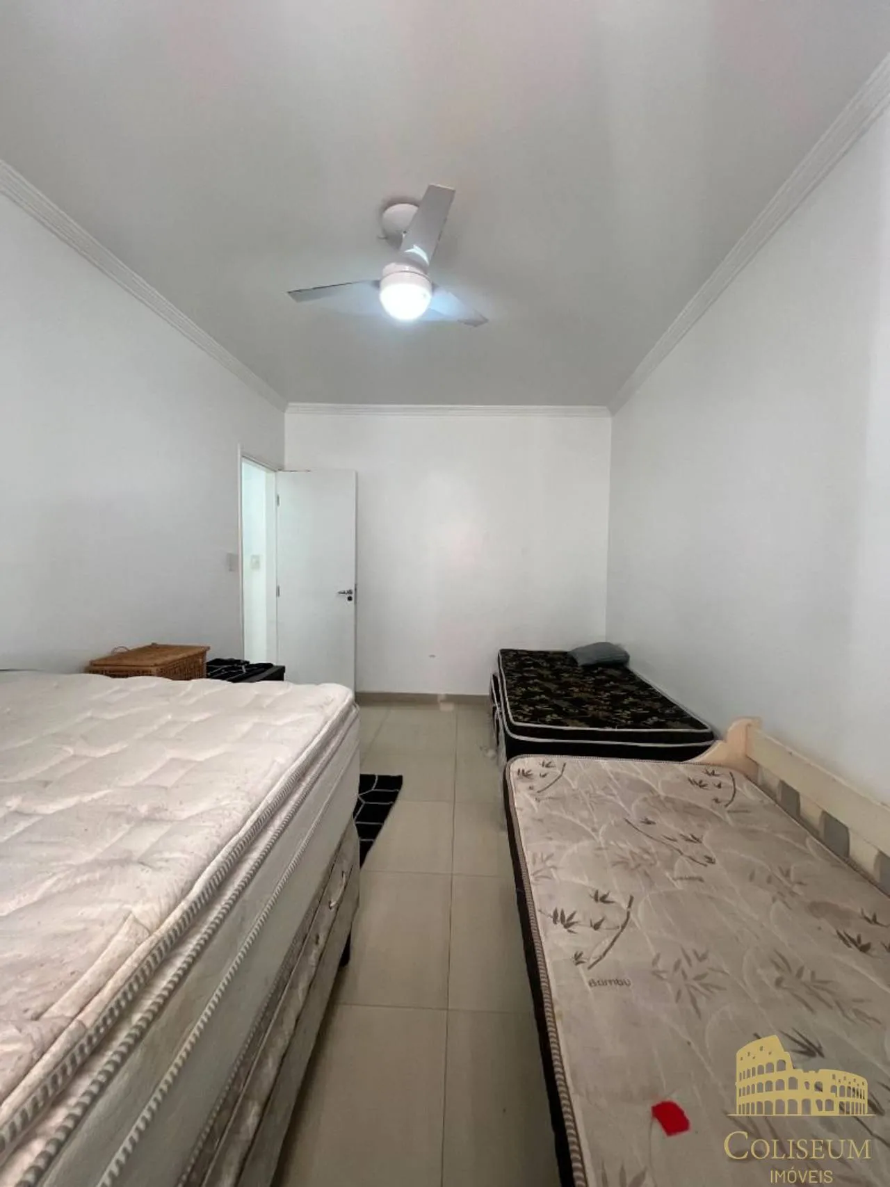 Imagem Apartamento com 2 dormitórios à venda, 76 m² por R$ 360.000 - Tupi - Praia Grande/SP