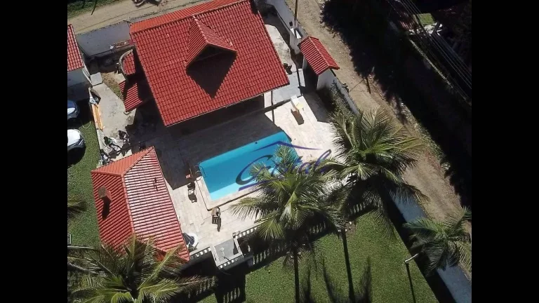 Imagem Chácara com 5 dormitórios à venda, 2400 m² por R$ 1.000.000,00 - Jardim Caju - Pedro de Toledo/SP