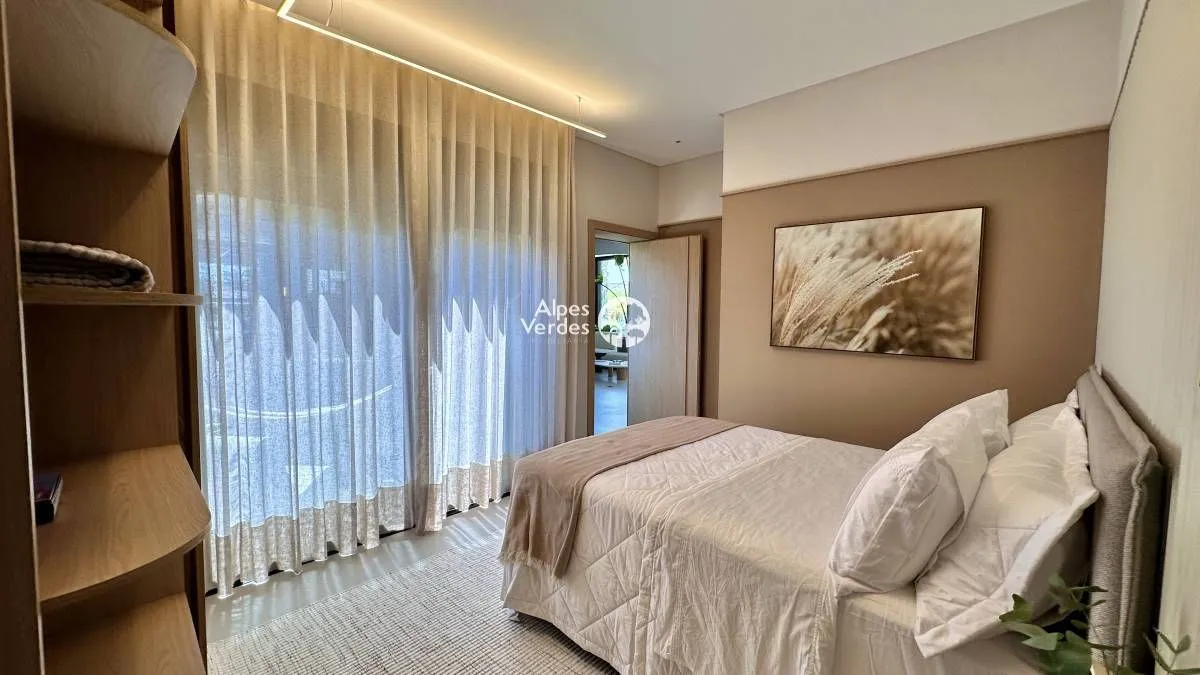 Imagem Vende-se casa prox a beira mar em Xangri-lá - 5 Quartos- Valor R$ 12.827.000,00