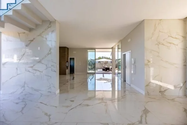 Imagem Casa no Condomínio Caledônia