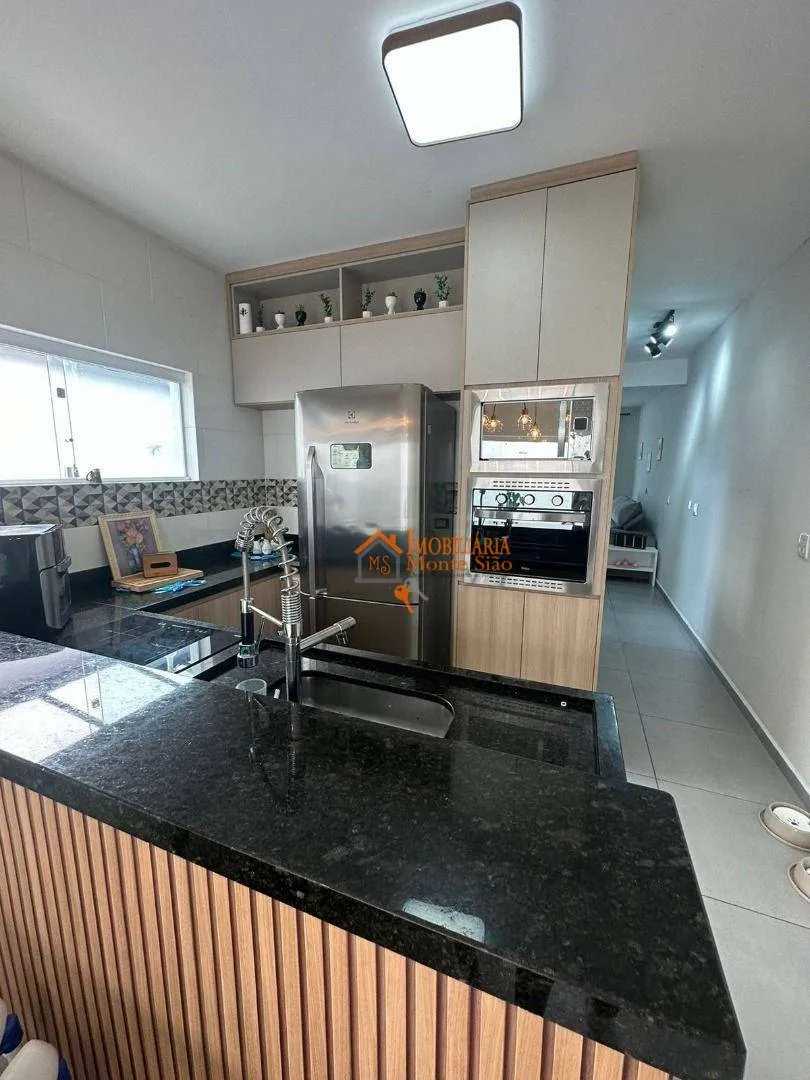 Imagem Casa com 3 dormitórios à venda, 120 m² por R$ 879.000,00 - Centro - Arujá/SP