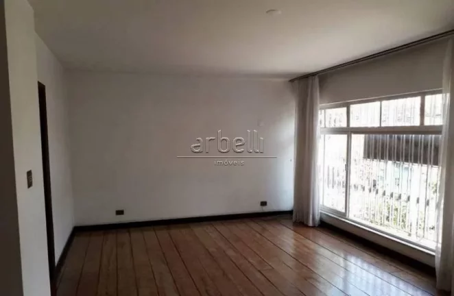 Imagem Sobrado com 329 metros quadrados de área útil, com 4 dormitórios sendo 1 dormitório reversível ...