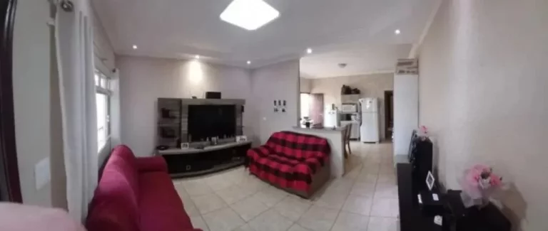 Imagem EXCELENTE CASA À VENDA NO MARACANÃ COM 3 DORMITÓRIOS 2 VAGAS!!!