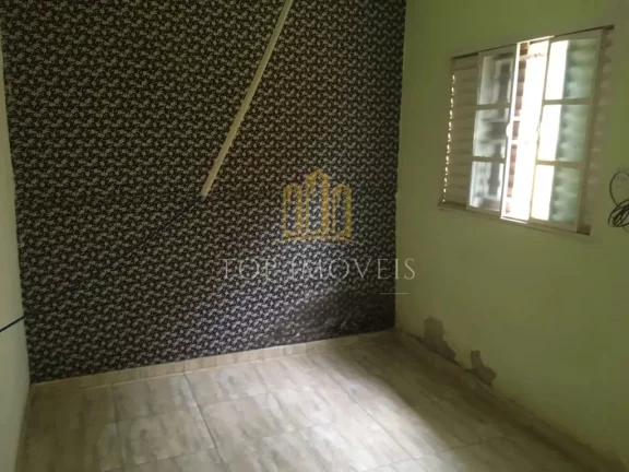 Imagem Casa Térrea com 3 Dormitórios e Garagem para 2 Carros – Oportunidade Imperdível!