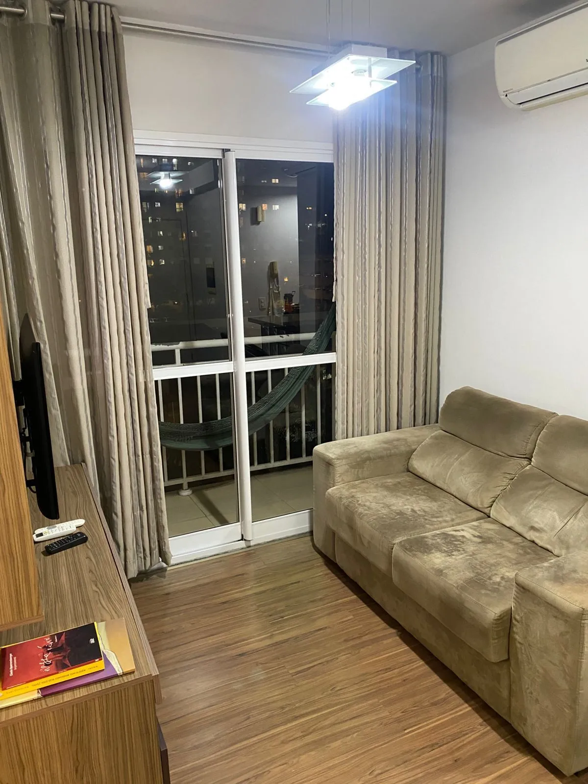 Imagem Apartamento para Venda - 56m², 2 dormitórios, sendo 1 suites, 1 vaga - Camaquã