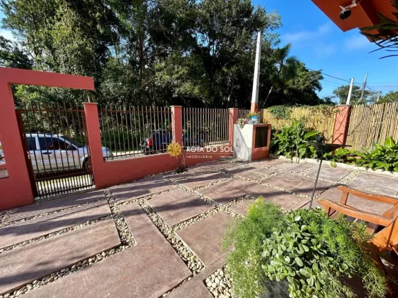 Imagem Casa com piscina à venda Praia Mariscal Bombinhas SC