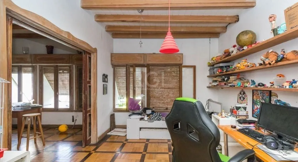 Imagem Casa Para Comprar com 3 quartos e 3 vagas no Rio Branco