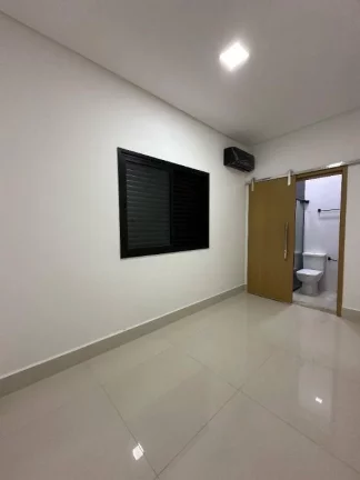 Imagem Casa com 3 dormitórios à venda, 115 m² por R$ 830.000,00 - Caiçara - Praia Grande/SP