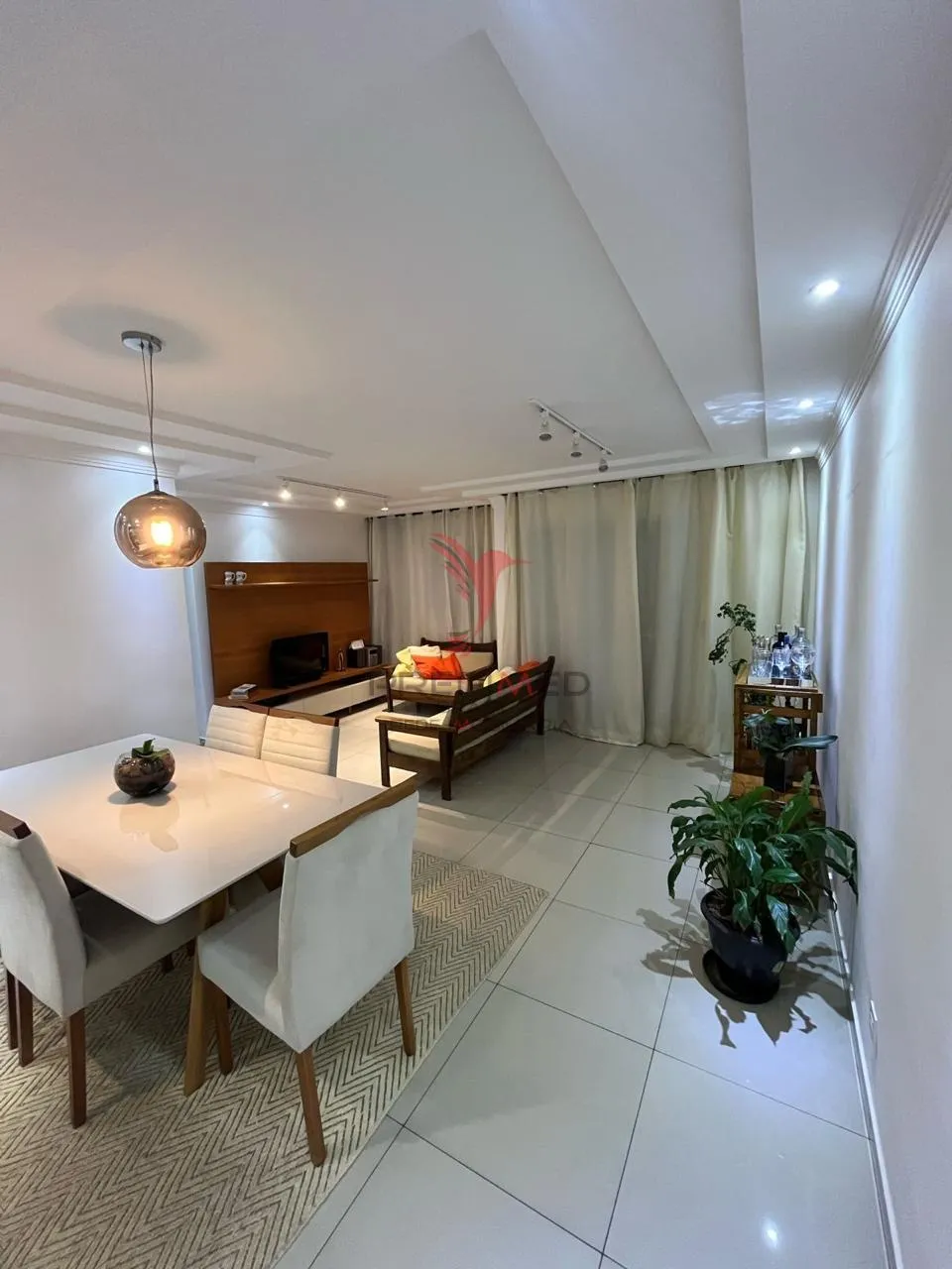 Imagem Vendemos no Morumbi apartamento de 2 Quartos reformado. Lindo !!!