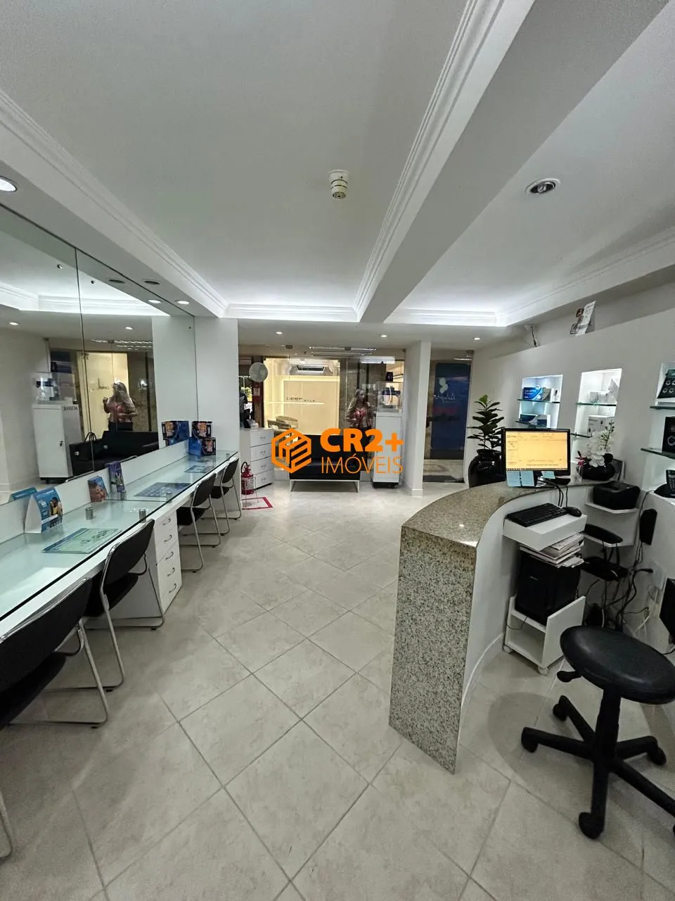 Imagem VENDO SALA COMERCIAL TÉRREA EM BOA VIAGEM, NA AV. DOMINGOS FERREIRA
